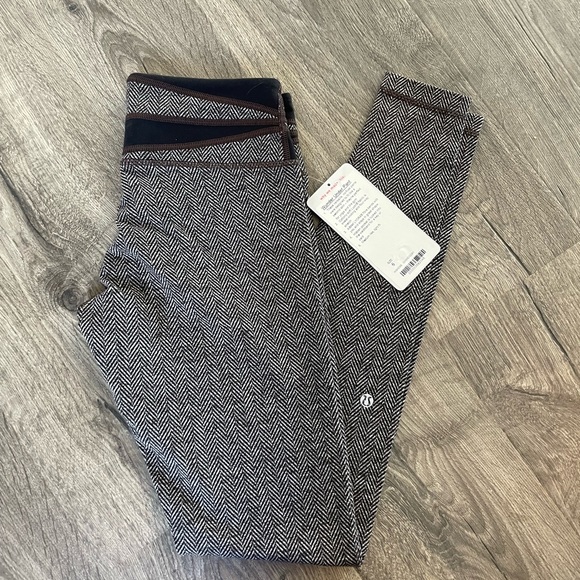 Lululemon new wunder under size 6 brown black - Picture 1 of 3